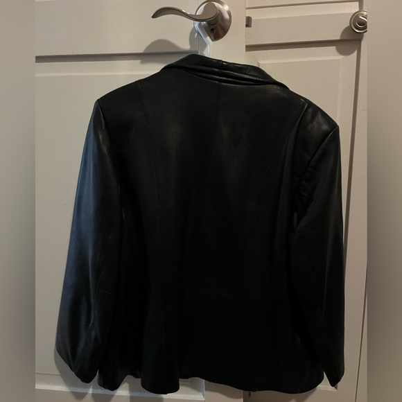 Large 100% Leather Jacket - Picture 2 of 4
